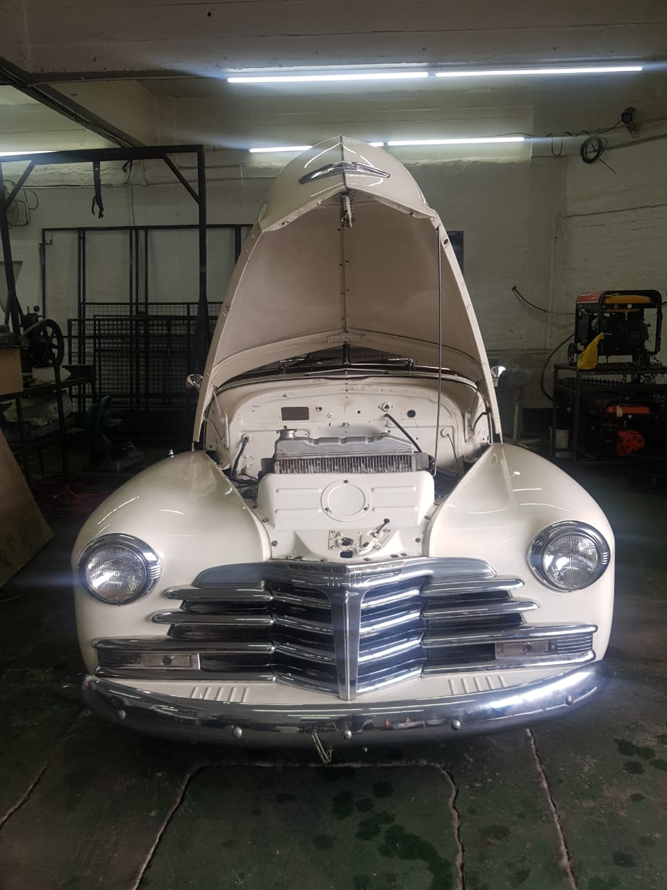 1948 Chev Fleetline